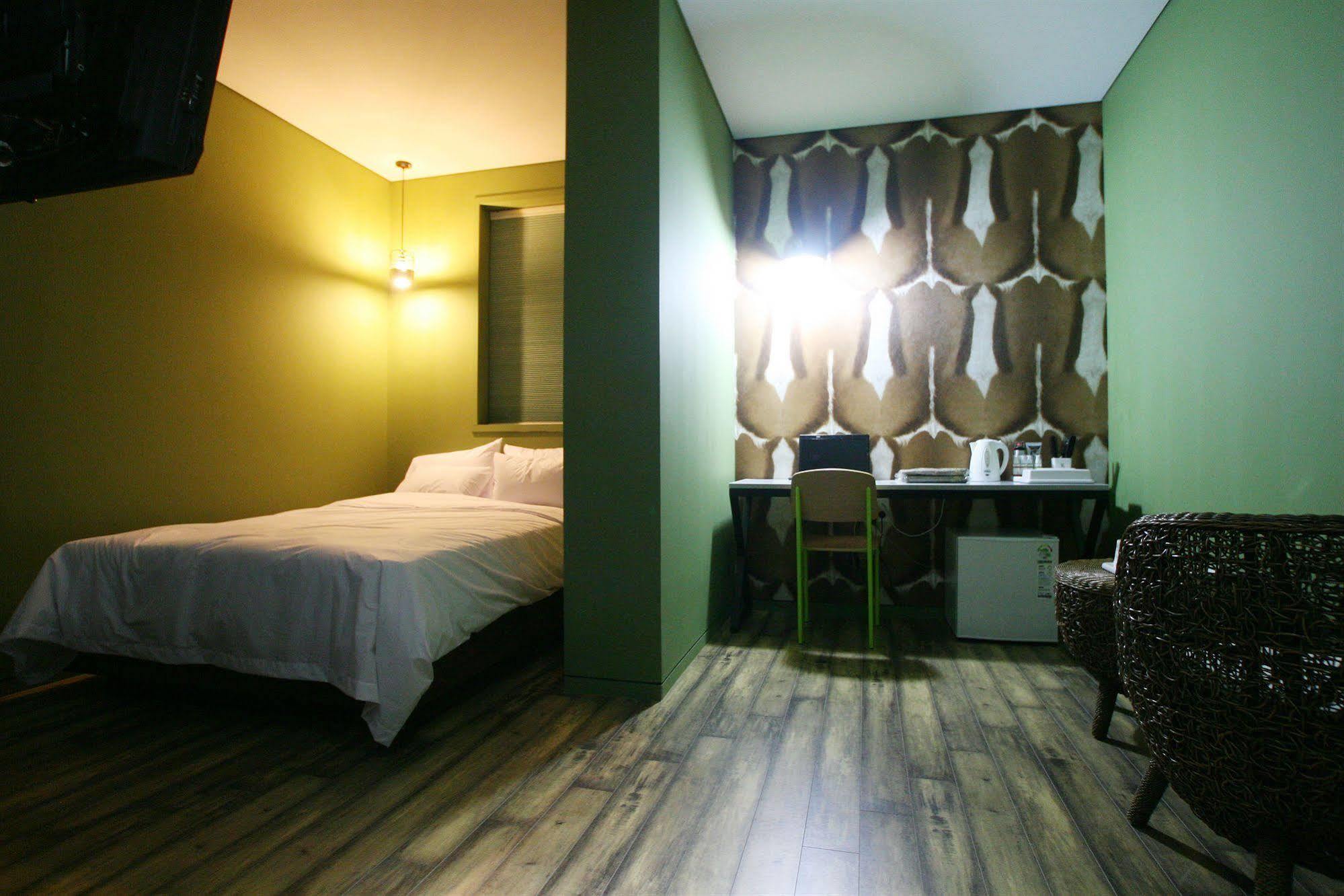 Vvalt Hotel Сеул Экстерьер фото