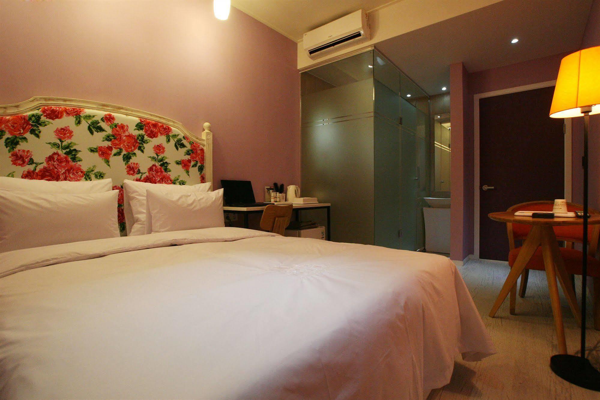 Vvalt Hotel Сеул Экстерьер фото