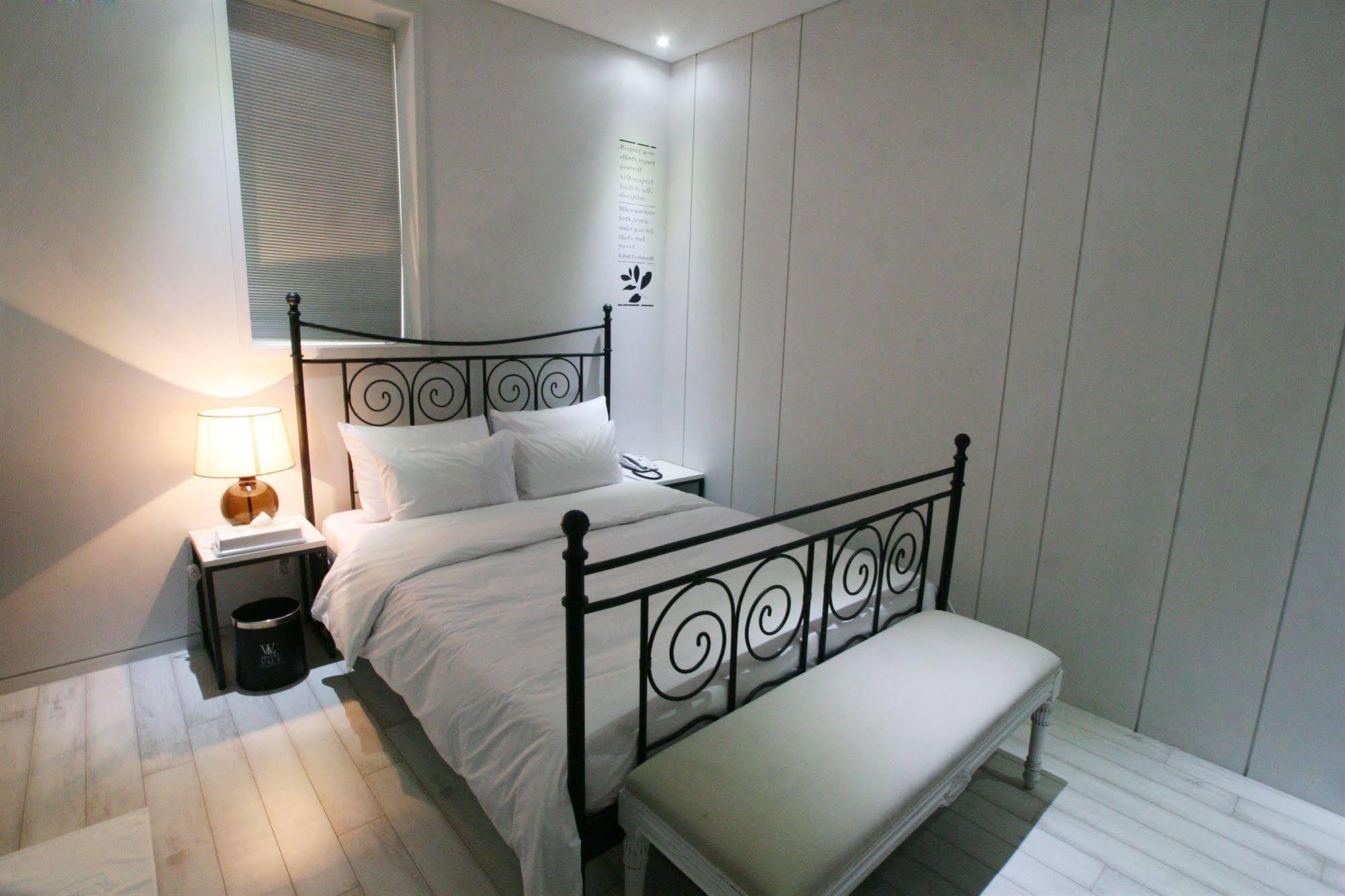 Vvalt Hotel Сеул Экстерьер фото
